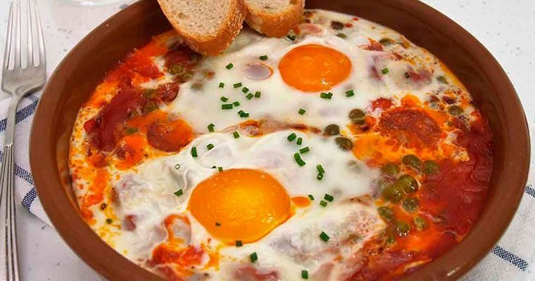 Huevos al plato en microondas